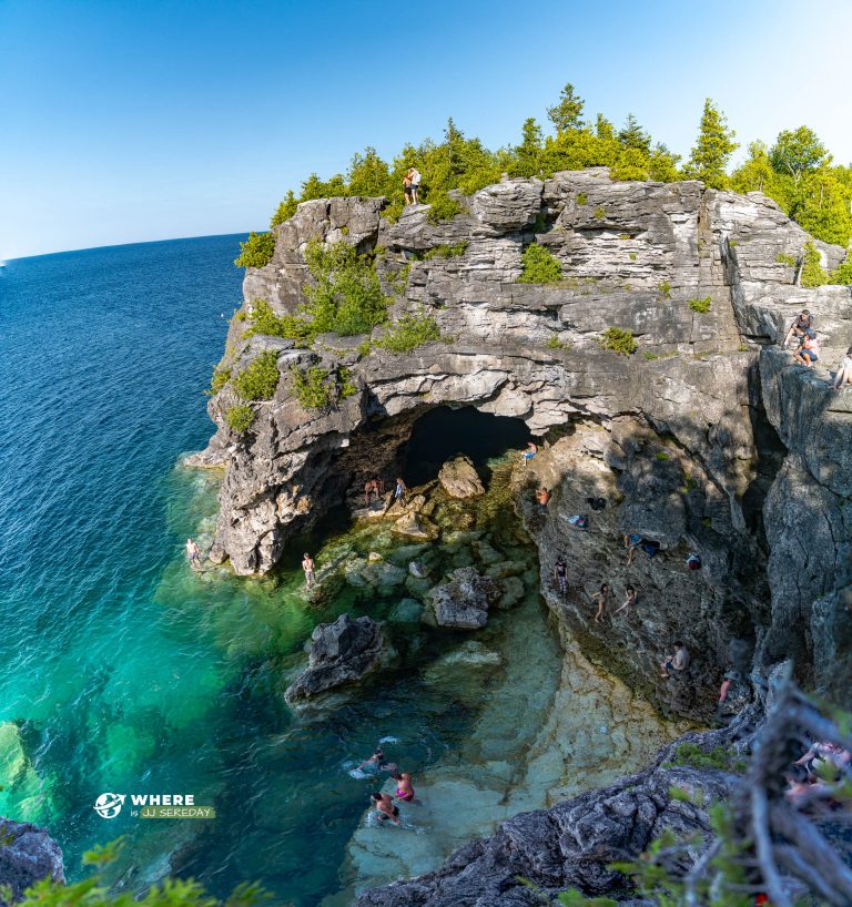 220718-JJS-A1-ON-Tobermory-Grotto-06568-Pano